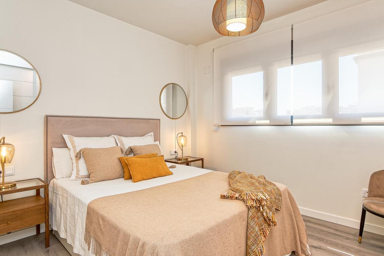 Ab Vialia Estacion Suitemalaga - Parking ภายนอก รูปภาพ